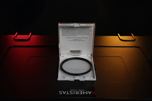 Filtras Tiffen Black Pro-Mist 1/2
 77mm nuoma Vilnius Cinema Camera rental Lithuania mirrorless sisteminis hybrid hibridinė kamera videografija fotografija kinematografija operatorius videografas fotografas kinas filmai cinema film movie set camera equipment rental lens Tiffen Lithuania