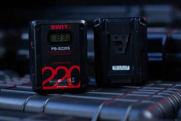 SWIT V - mount baterijų komplektas 220Wh (nuoma)